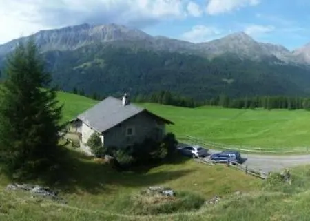 Haus Lu Daint Im Munstertal - Val Mustair Auf Der Sonnenterrasse Von Lu Pur! So Schon Kann Der Herbst Sein! Extra 20 Rabatt Im Herbst Сasa de vacaciones